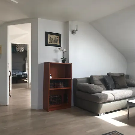 - Splendide Vue Sur Paris Apartment Montmorency